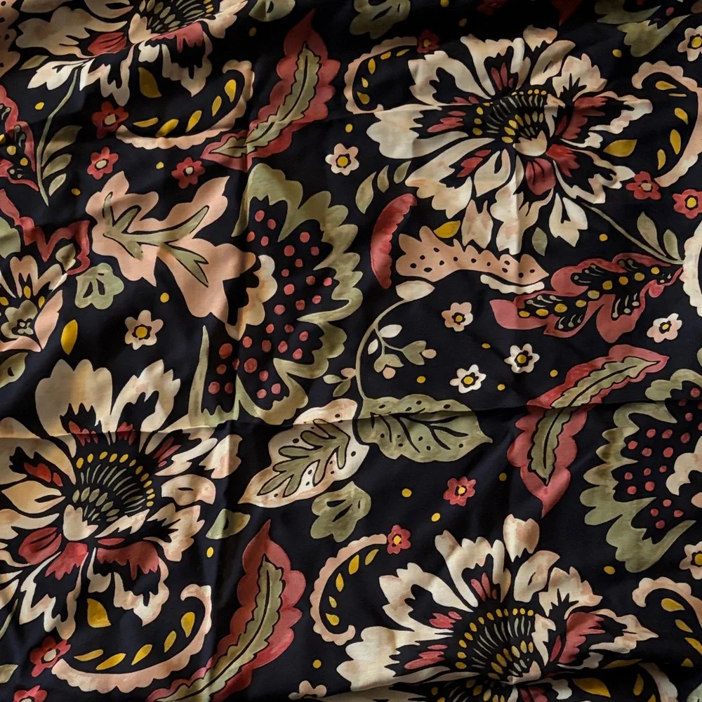 Ann Taylor Navy Floral Scarf - Picture 2 of 4